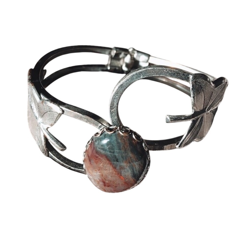Vintage 90s Earthy Whimsy Whimsigoth Wrapping Leaf Purple Stone Bracelet